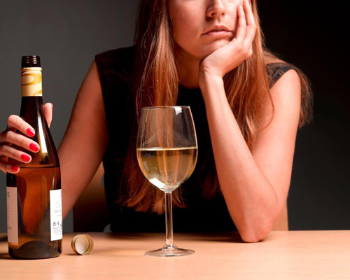 Анонимное лечение женского алкоголизма в Чухломе